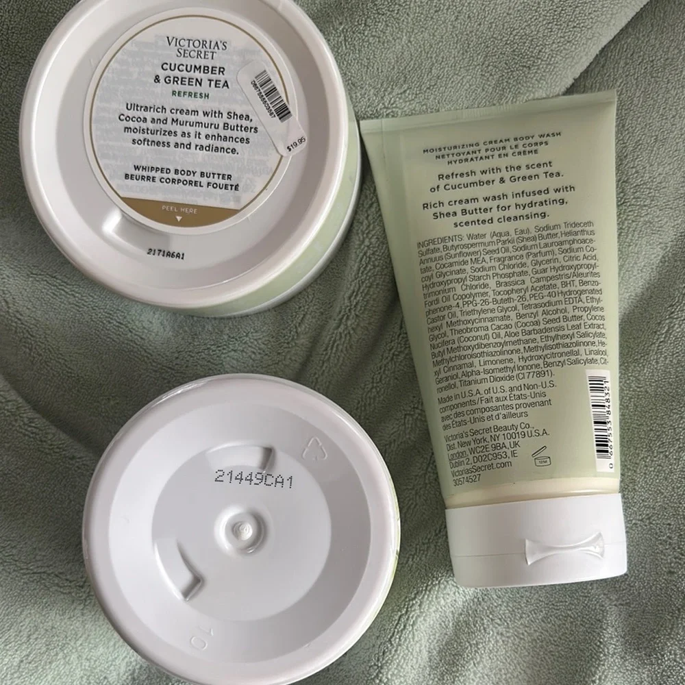 Victoria's Secret Green and White Bath & Body